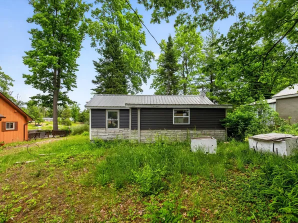 6919 S Ruby St, Harrison, MI 48625