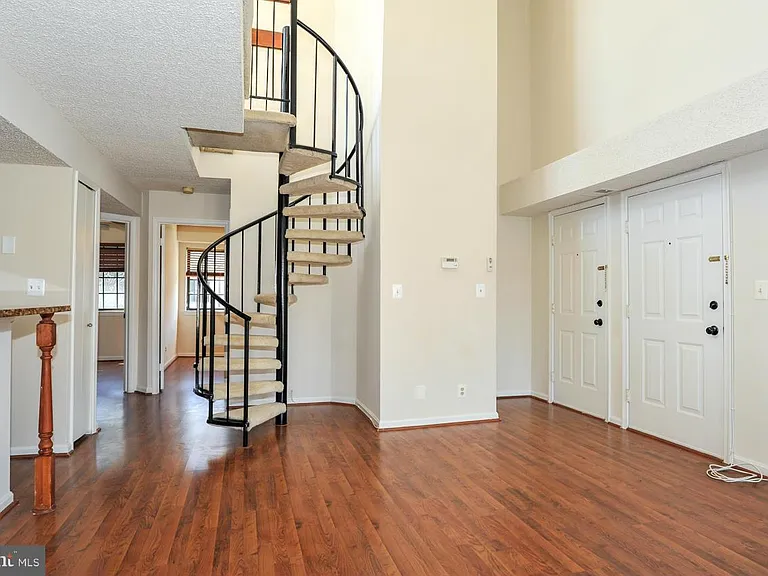 6009 Curtier Dr #C — Photo 5
