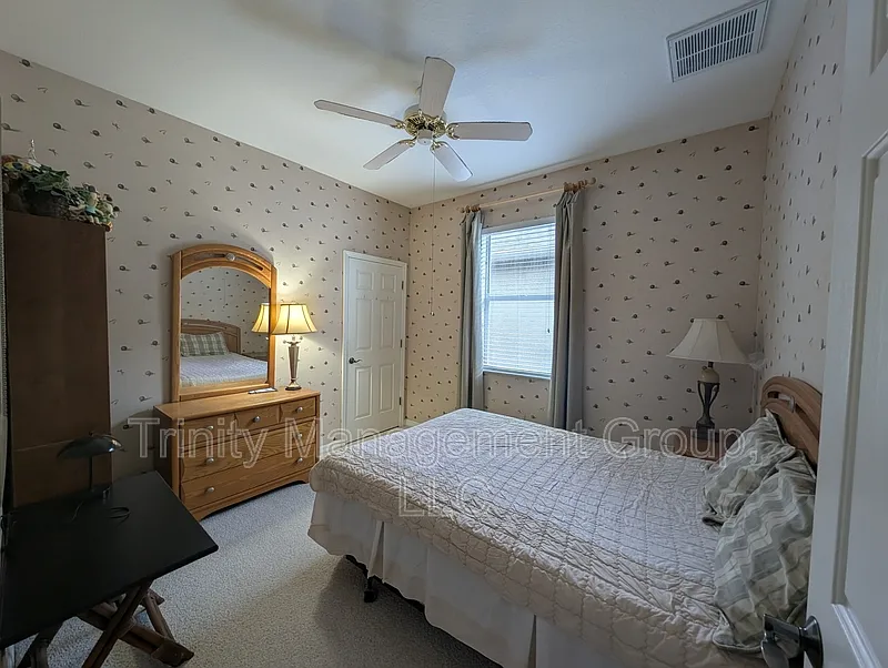 4 bed, 3.0 bath, 3337 sqft, $3,249 — Photo 3