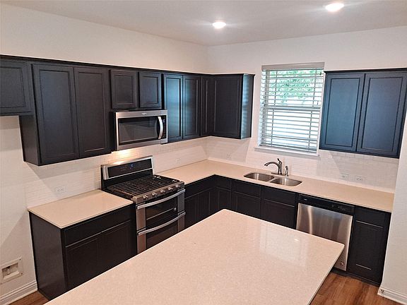 5th image of 7903 Sutcliffe Dr