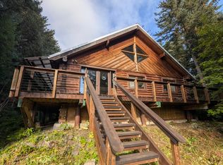 389 Bloch St, Seldovia, AK 99663