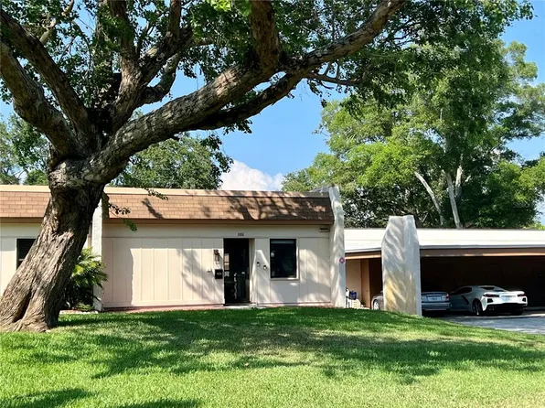 1186 Mission Cir, Clearwater, FL 33759