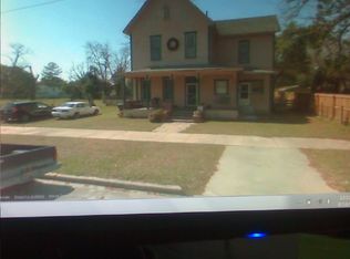 806 Lee Ave, Waycross, GA 31501