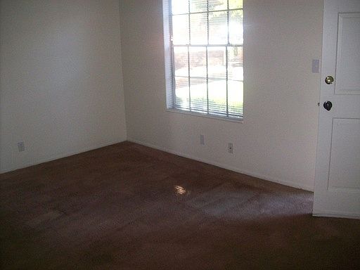 1st image of 884 E Colony N #8
