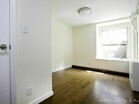 5th image of 331 E 89th St #G