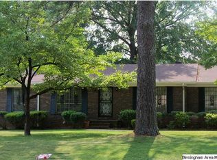 125 Newport Dr, Bessemer, AL 35023