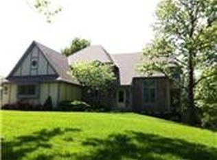 11600 Carter St, Overland Park, KS 66210