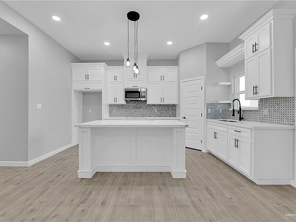 5th image of 6108 N Pedaso Del Sol St