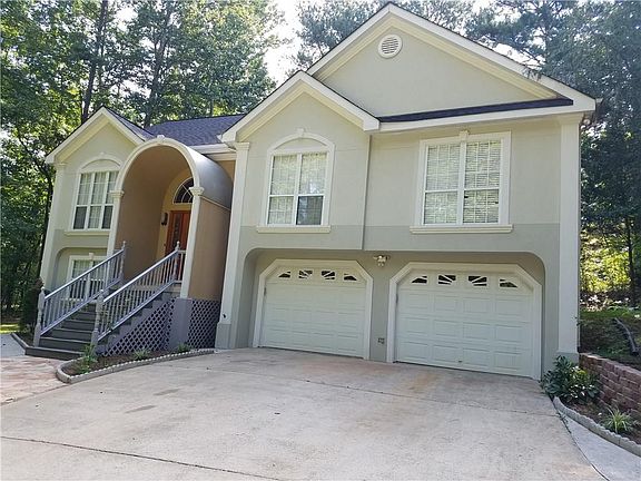 2nd image of 6330 Hillcrest Way