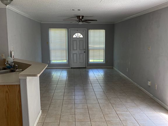 3rd image of 8433 Lawler St APT A