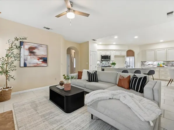 6004 Shale Rock Ct, Elk Grove, CA 95758