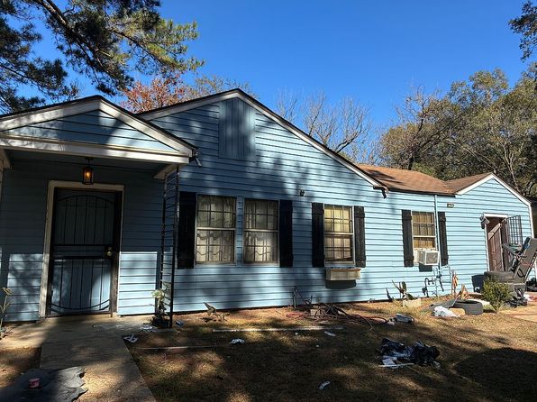 312 Archer Ave