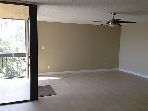 4th image of 2025 Lavers Cir APT D410