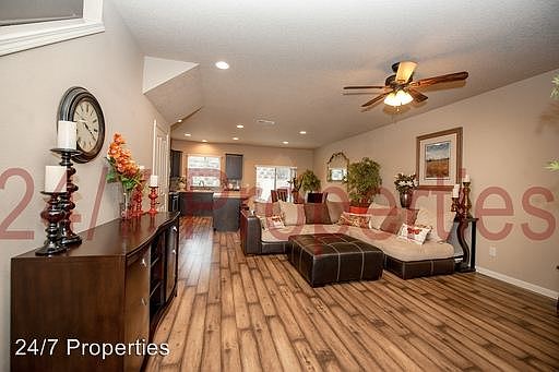 4th image of 16304 SE Scoria Ln