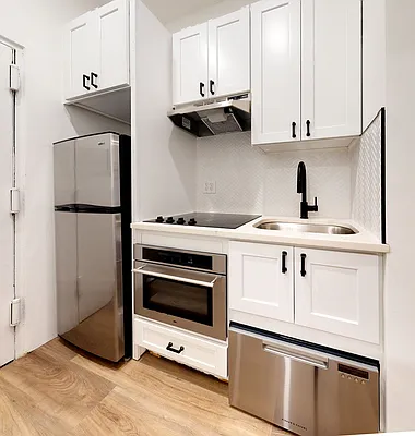 Rented by (Legacy) Tri Hill Realty Group LLC | media 9