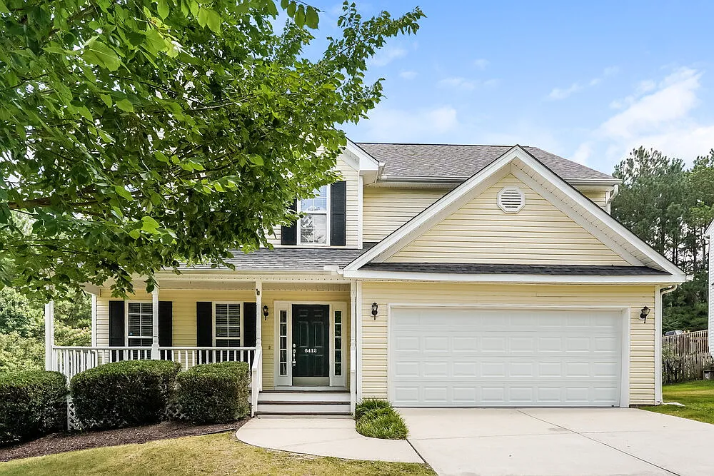 4 bed, 2.5 bath, 2176 sqft, $2,275 — Photo 1