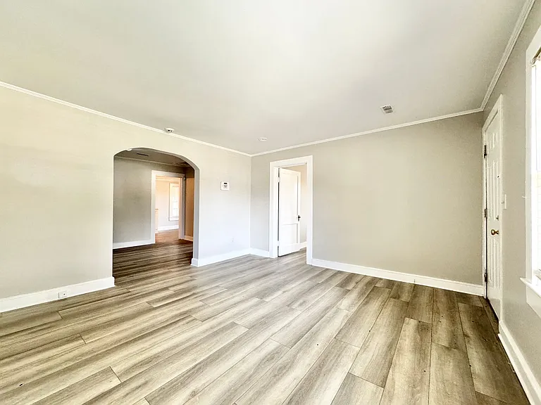 3912 N Church St — Photo 7
