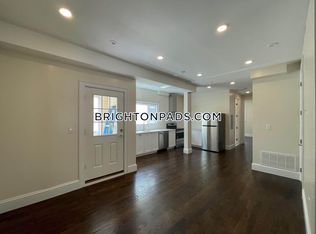 35 Foster St #A2, Brighton, MA 02135