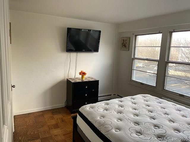 2nd image of 30 Glenbrook Rd #2H