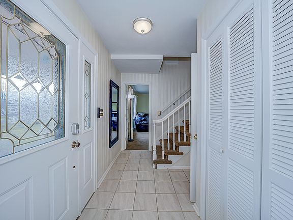 4th image of 961 Starmount Ave