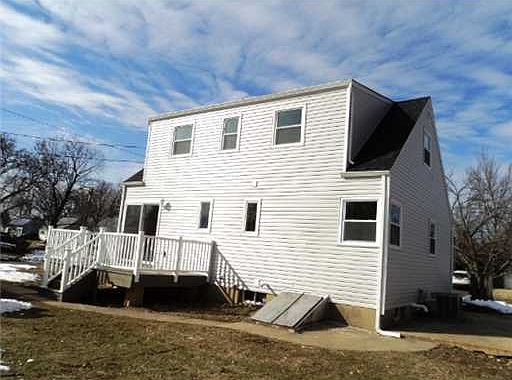 2nd image of 17 Kendall Rd