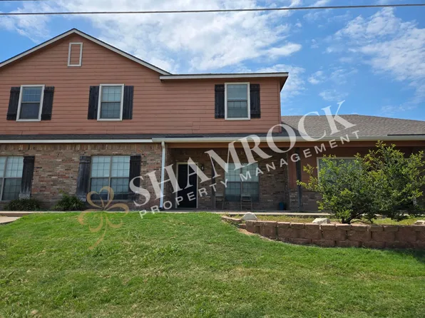 834 Chambers Creek Cir, Hewitt, TX 76643