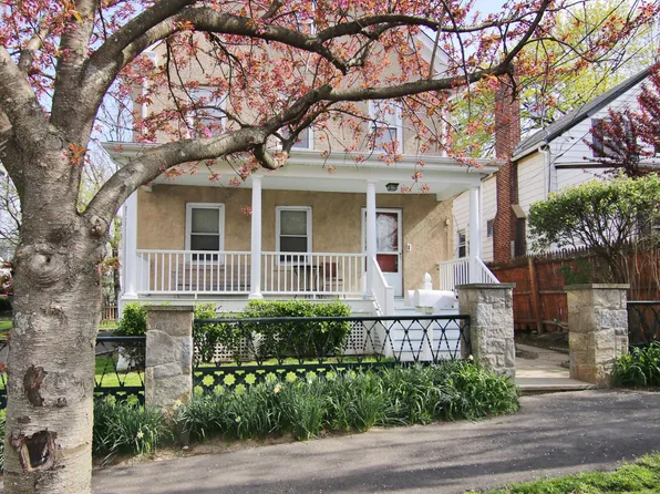 25 Division St #B, Greenwich, CT 06830