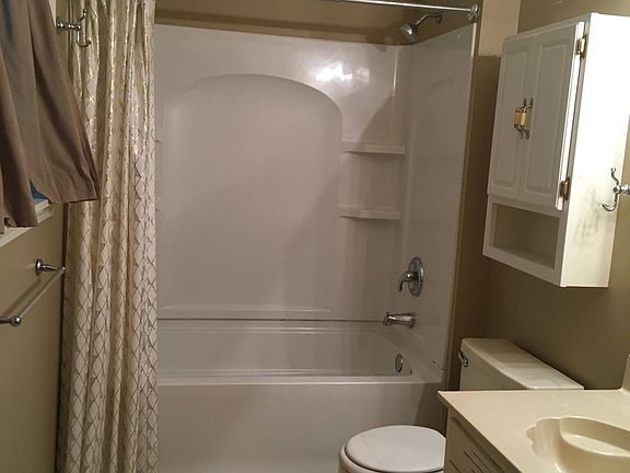 3rd image of 1511 Larhonda Dr