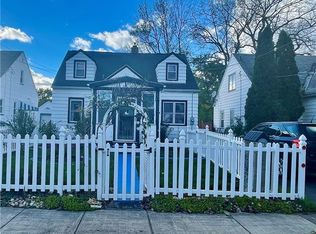 61 Northaven Ter, Rochester, NY 14621