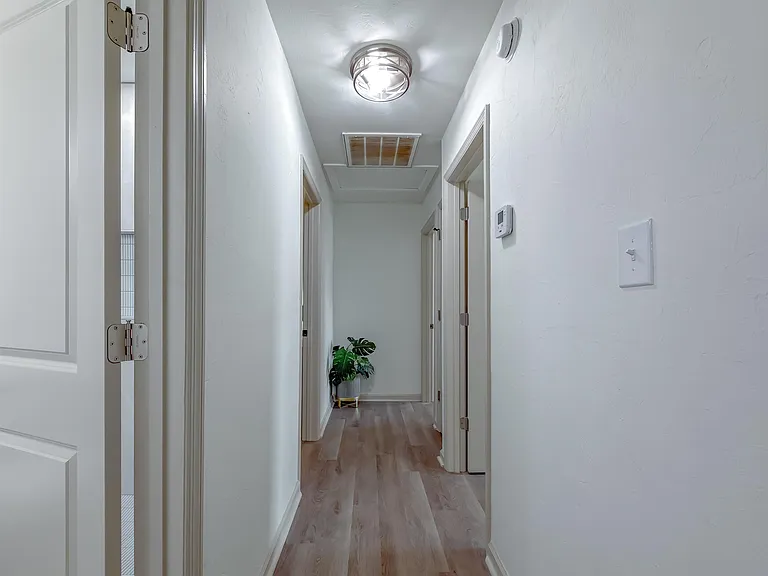 2059 Little River Ln — Photo 15