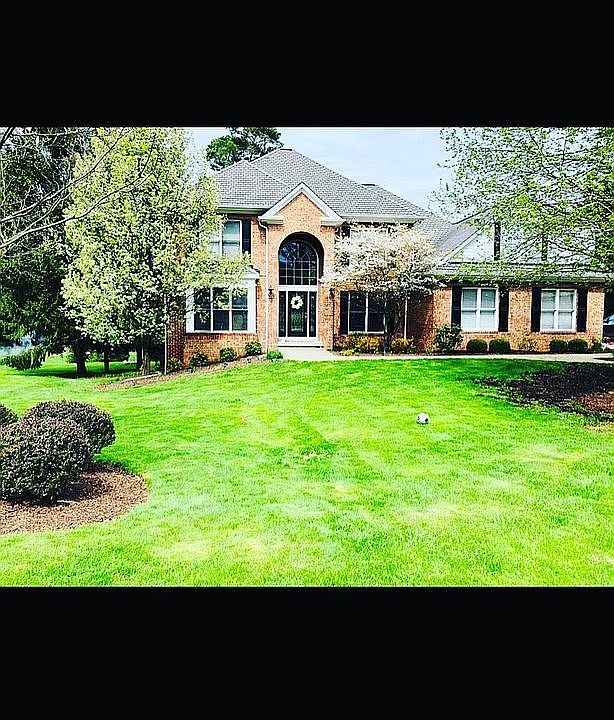 1st image of 317 Waterford Ct