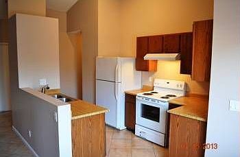 4th image of 7643 W Meadowbrook Ave