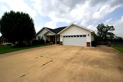 108 La Vista Dr Photo 1