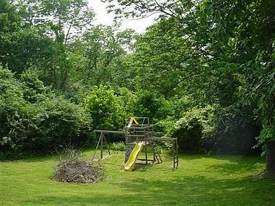 3rd image of 5026 Gary Ln #2