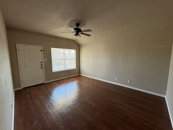 2nd image of 523 Kacie Dr Unit A