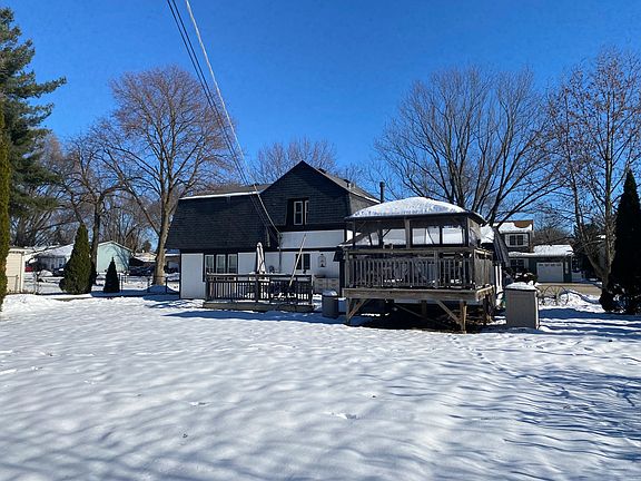 5th image of 72 Clover Dr