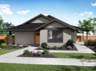 3434 NW Birch Ave, Redmond, OR 97756