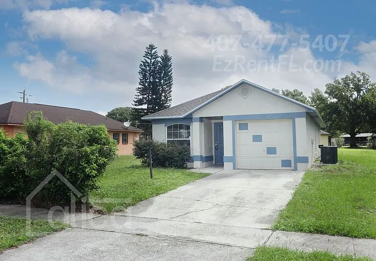 2405 Chase Ave — Photo 2