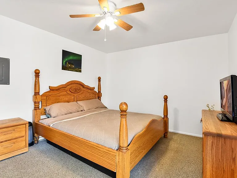1000 N Beaver St #107 — Photo 8