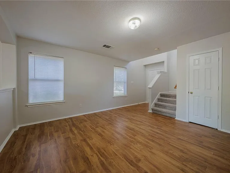 2905 Rainy River Dr — Photo 8