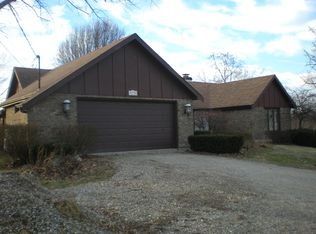 9235 West Rd, Cleves, OH 45002