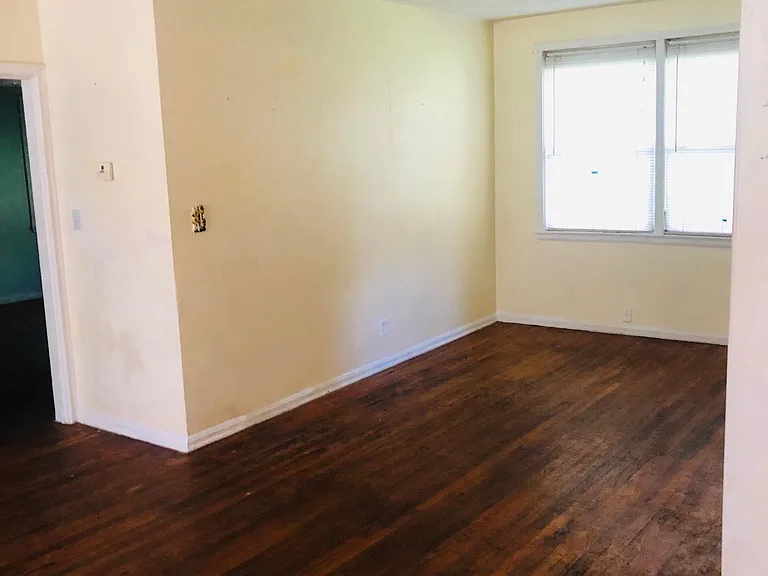 2040 Allandale Cir E — Photo 4