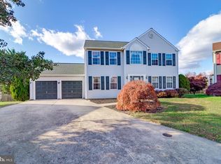 8 Verdun Ct, Newark, DE 19702