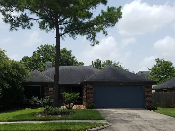 2216 Westminister St, Pearland, TX 77581