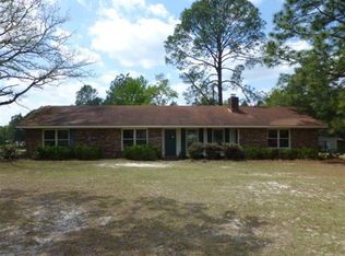3 Swann Lake Rd, Hazlehurst, GA 31539