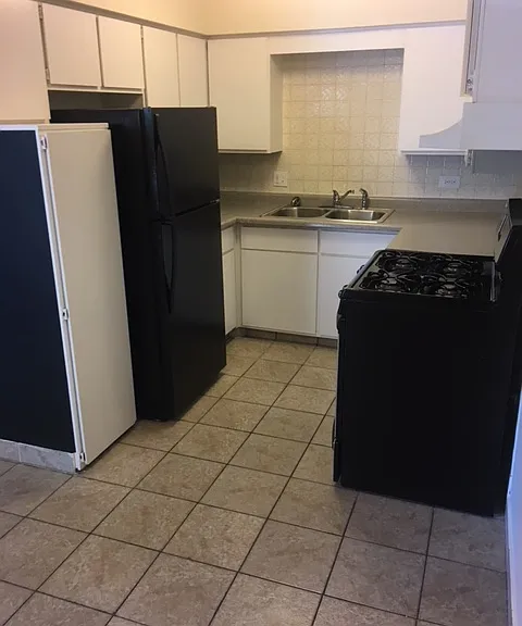 8655 Grand Ave #302 — Photo 3