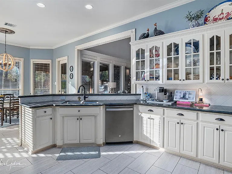 1310 Bay Ridge Dr — Photo 12