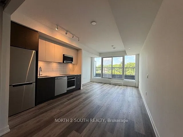 6 Chartwell Rd #323 — Photo 4