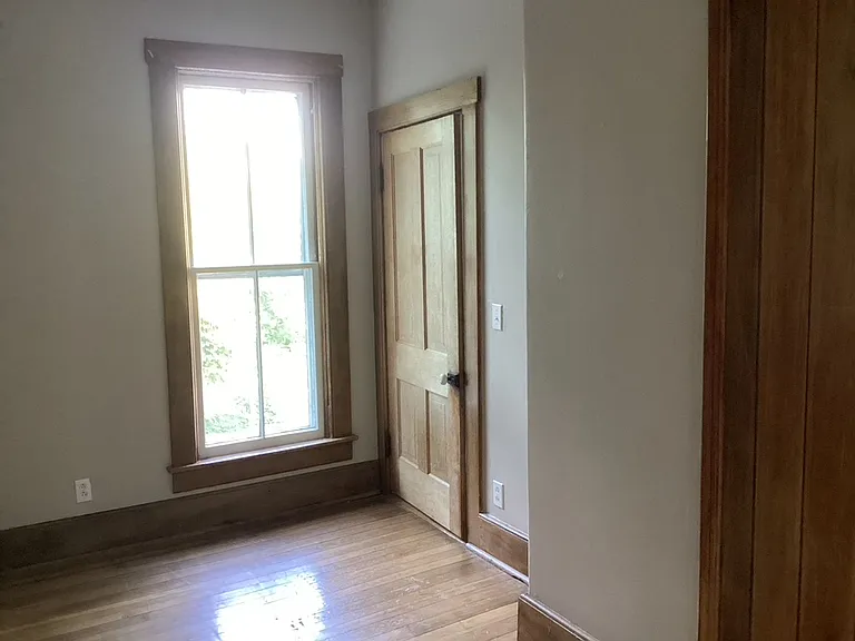 6449 Baker Rd — Photo 24