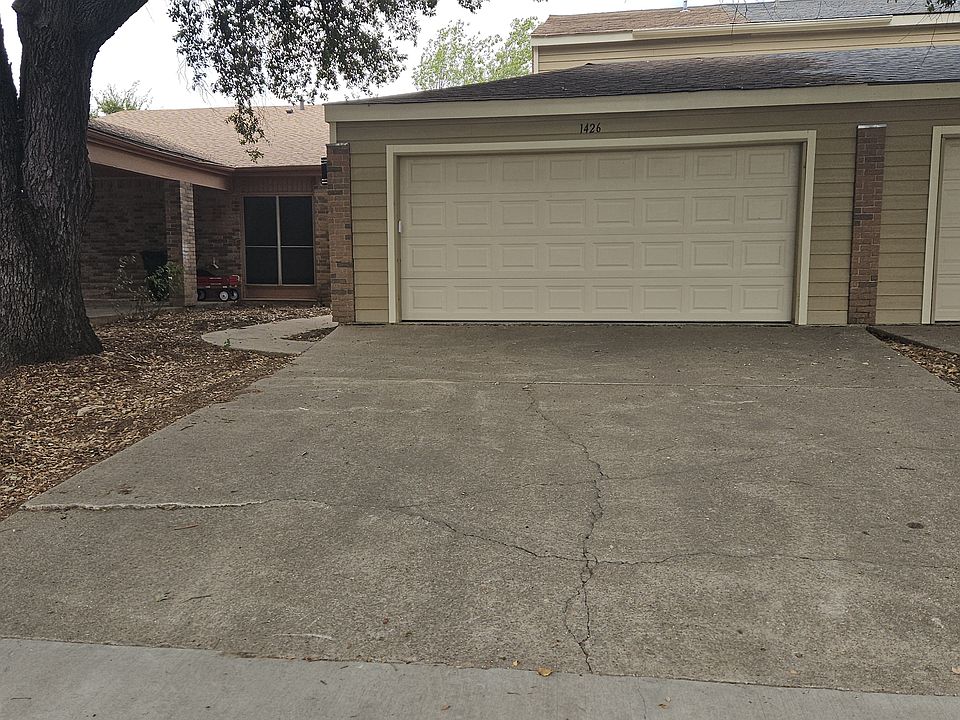 2 car garage with opener